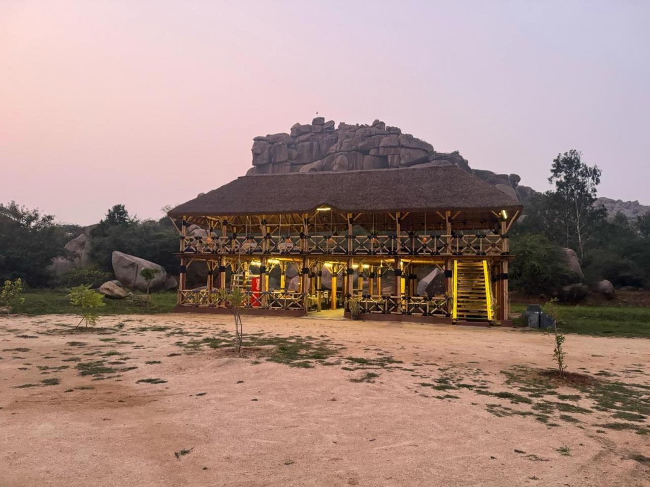 Hill Stone View Hampi Hotel Exterior foto
