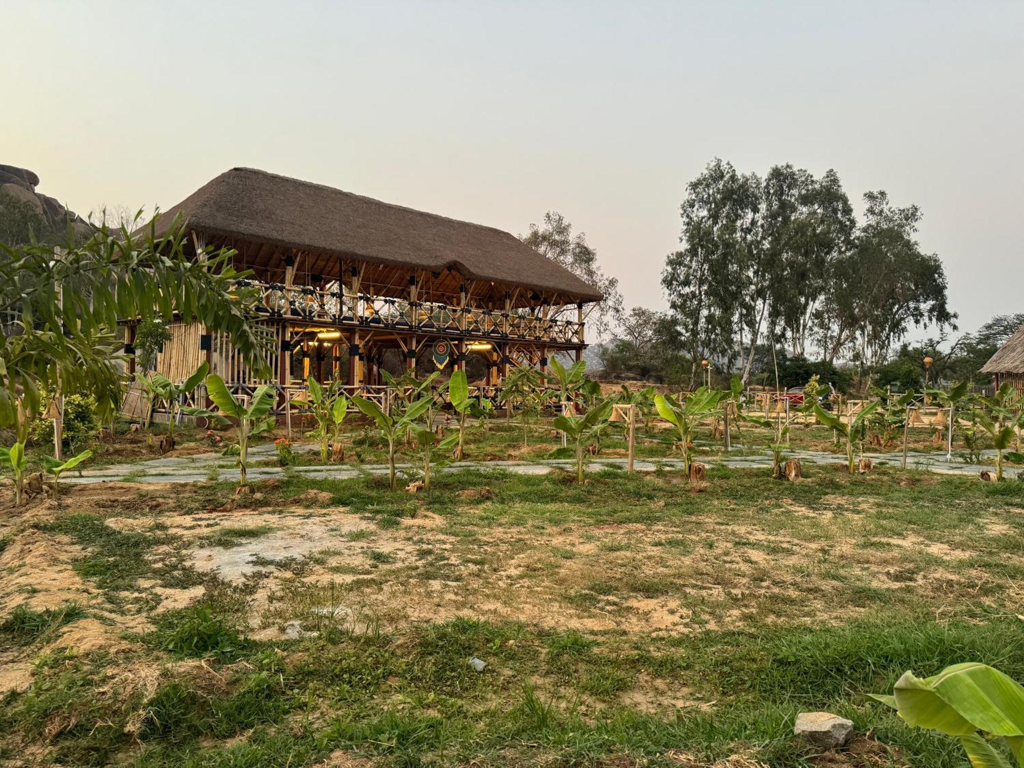 Hill Stone View Hampi Hotel Exterior foto