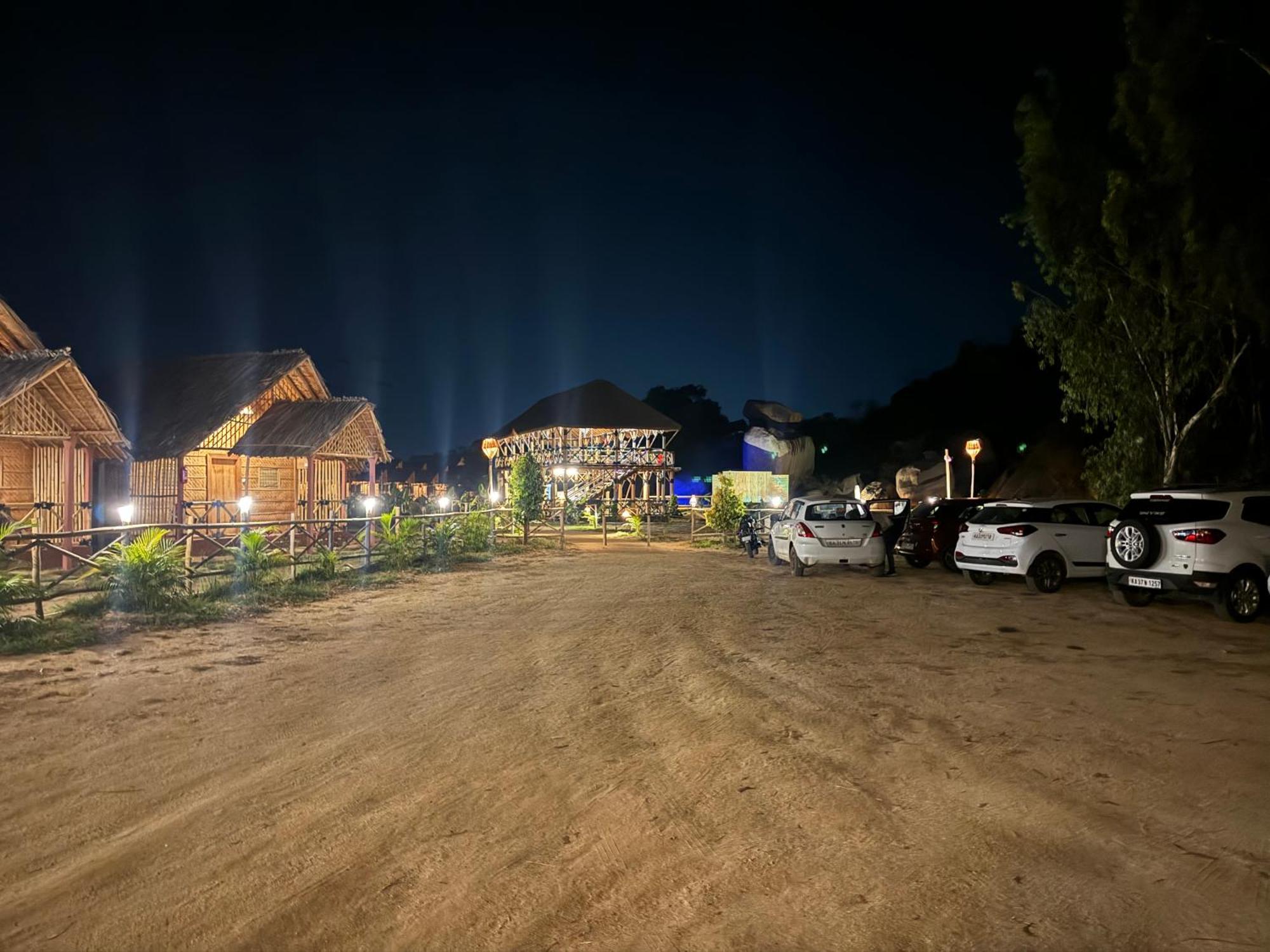 Hill Stone View Hampi Hotel Exterior foto