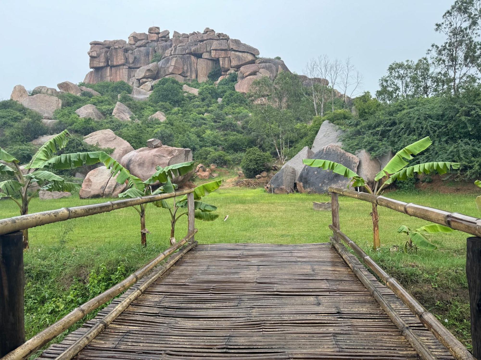 Hill Stone View Hampi Hotel Exterior foto