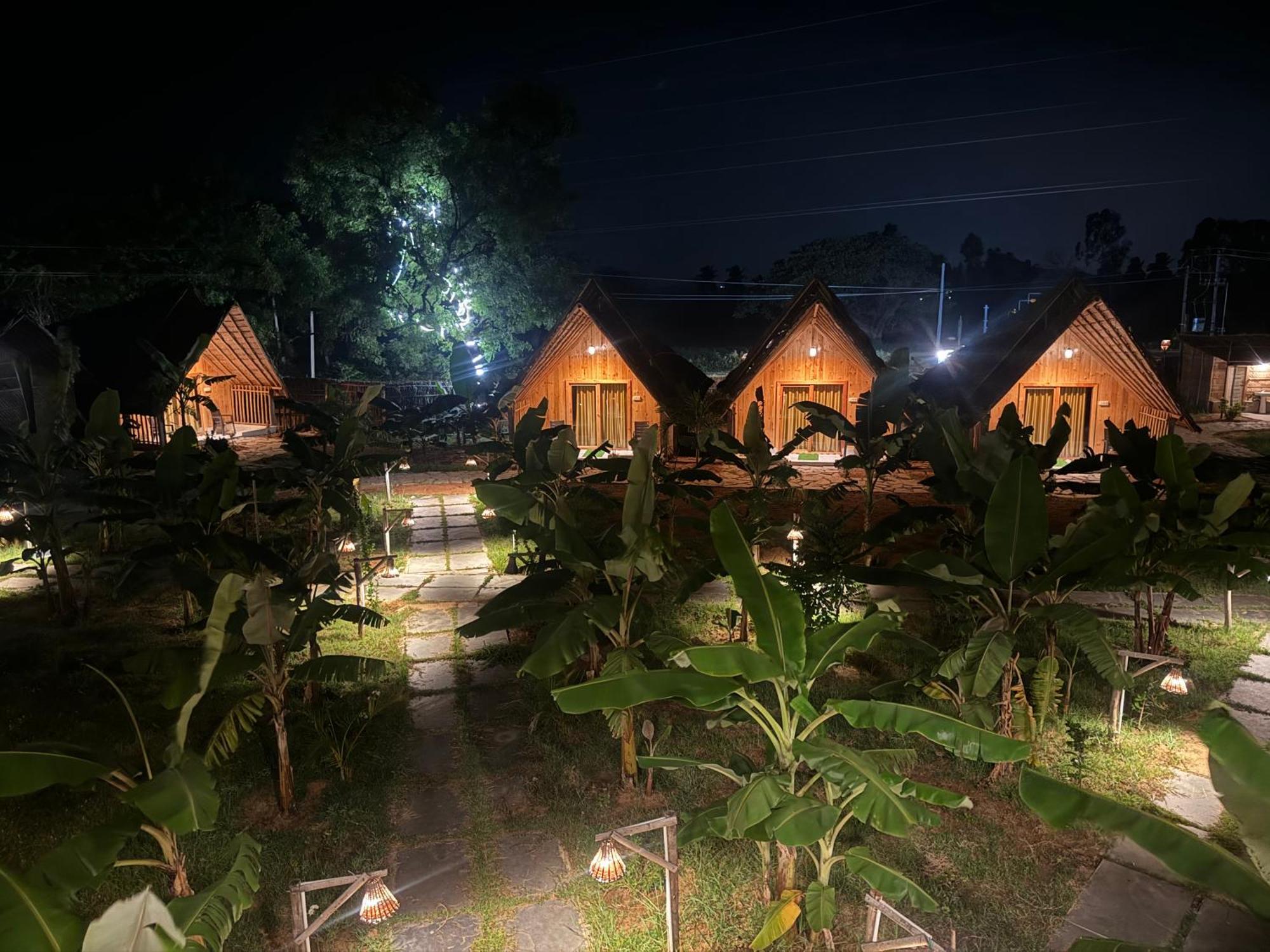Hill Stone View Hampi Hotel Exterior foto