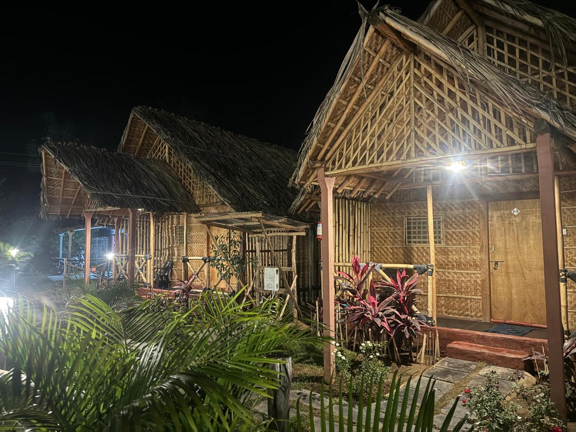 Hill Stone View Hampi Hotel Exterior foto